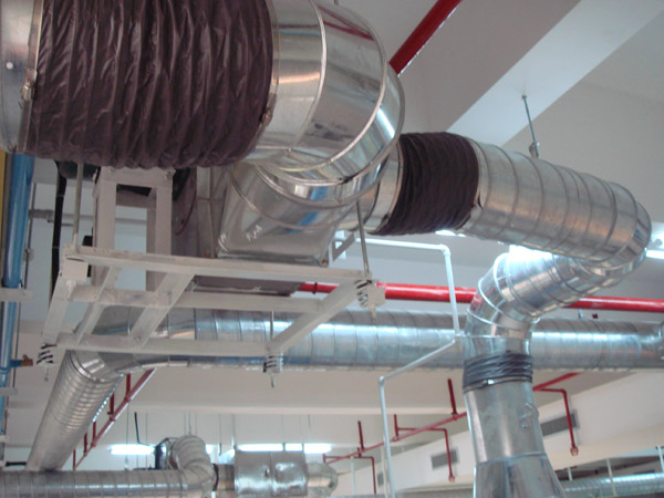 �ܵ�����